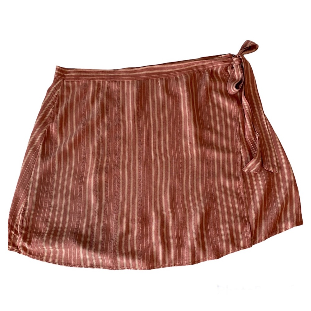 American Eagle wrap skirt NWT, size XL